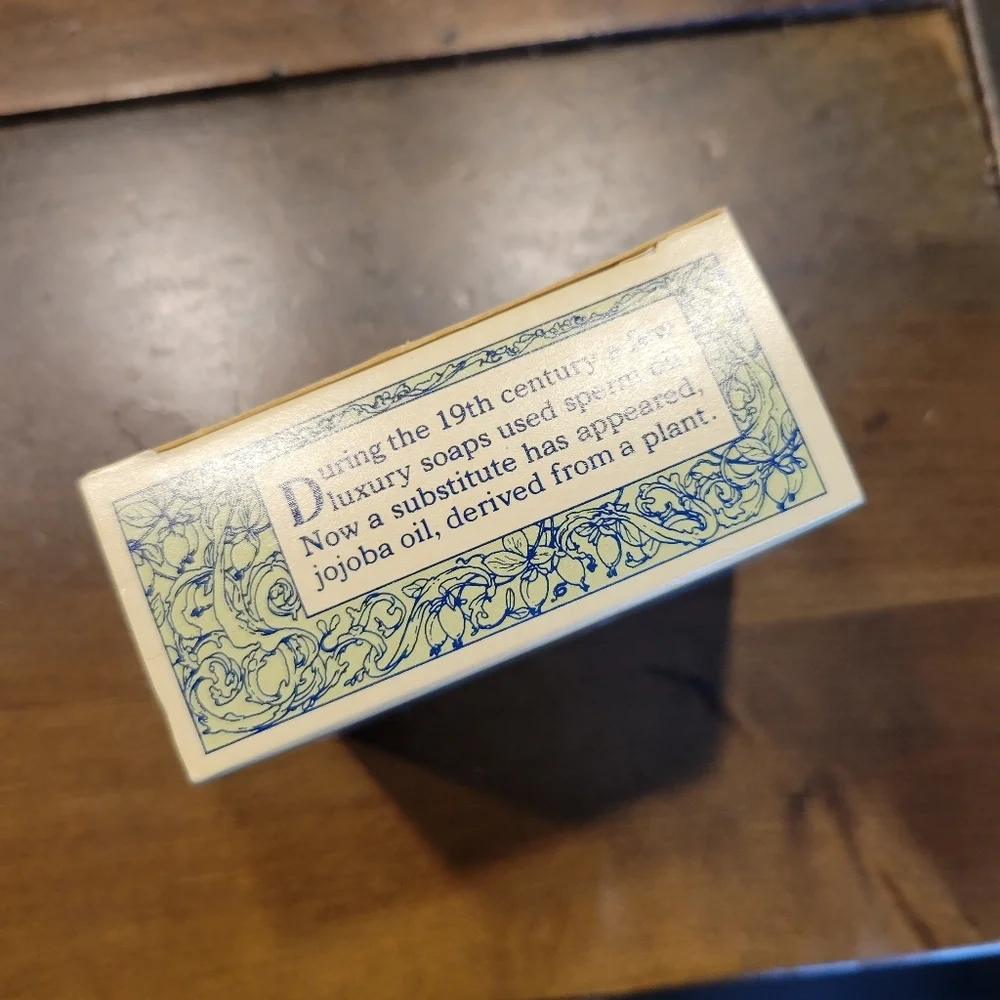 Imported U.K. Crabtree & Evelyn Jojoba Oil Soap 3 oz 1978 Vintage